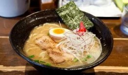 日本拉面店爆料案例最新,独家爆料背后的行业真相